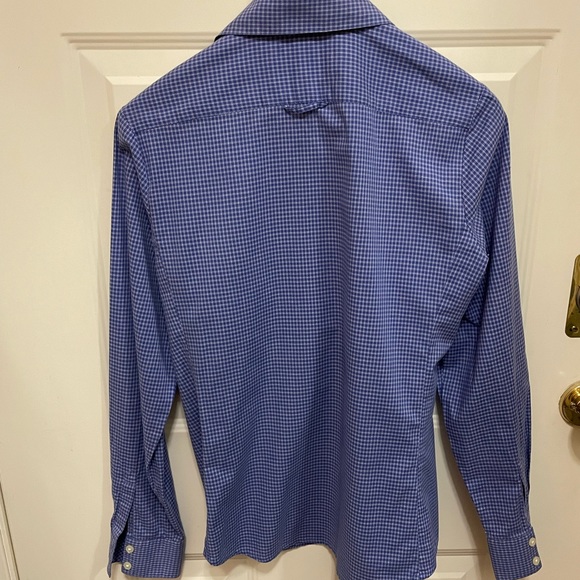 Blue and white Banana Republic dress shirt - Picture 2 of 4